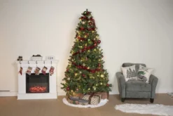 179pcs Red, Green And Gold Christmas Tree Ornaments -Christmas Decoration Shop 177Pcs Tradition Red amp Green amp Gold Christmas Ball Ornaments 6 result 600x400 1