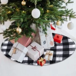 Christmas Tree Skirt Thick Plaid White Baffalo 36in