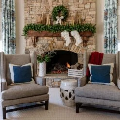 King Of Christmas 24" Cypress Spruce Wreath Unlit -Christmas Decoration Shop KOC2021CypressSpruce 1