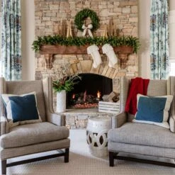 King Of Christmas 9' X 12" King Fraser Fir Garland Unlit -Christmas Decoration Shop KOC2021KingFrasier 1 c3a2289d 7629 4a89 ae81 f276dae5af41