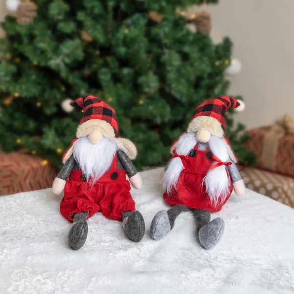Nordic Style Christmas Gnome Couple 4 Nordic Style Christmas Gnome Couple - Image 2