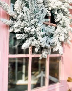 King Of Christmas 24" Queen Flock® Wreath Unlit -Christmas Decoration Shop Queen Flock Collection Set4 30356e54 761a 49d1 9b1a 72f9f753969f