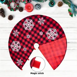 Red And Black Snowflake Buffalo Plaid Tree Skirt 36in -Christmas Decoration Shop Red and Black Buffalo Check Plaid Tree Skirt 48in 6 result 600x600 1