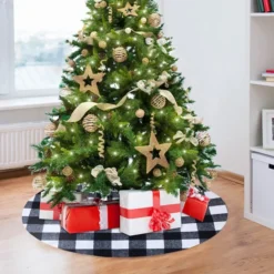 Black And White Buffalo Plaid Christmas Tree Skirt 48in -Christmas Decoration Shop Thick Plaid White Baffalo Christmas Tree Skirt 48in 3 result 600x600 1