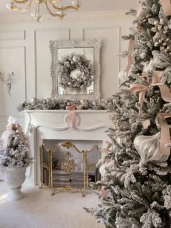 King Of Christmas 24" Marquis Flock Wreath With 50 Warm White Led Lights (Battery Operated) -Christmas Decoration Shop marquis flocked 3c28f095 d2bc 4454 92d4 cf84df23691c